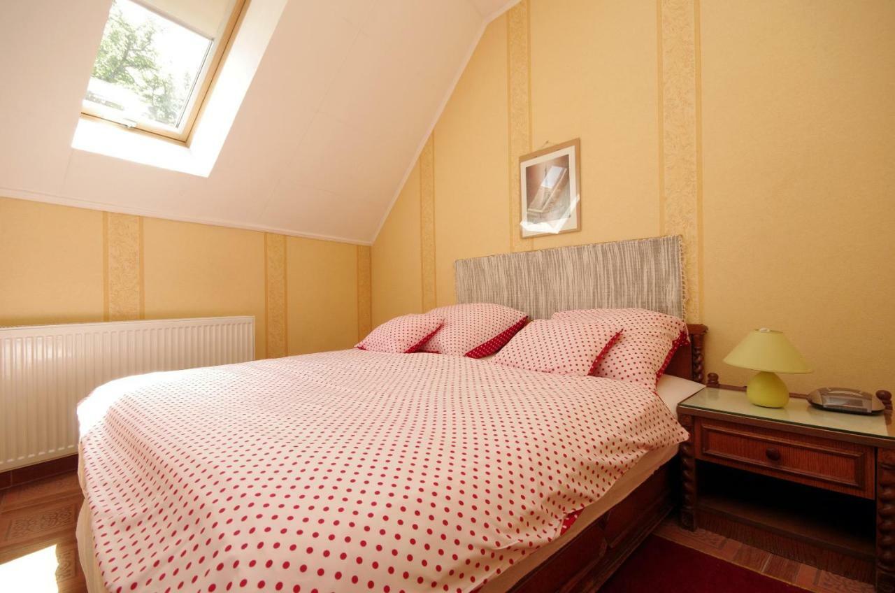 Burg Apartman Дьюла Екстер'єр фото